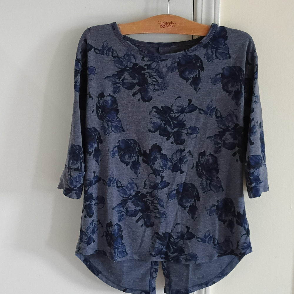 St. John's Bay Navy Floral Long Sleeve Top